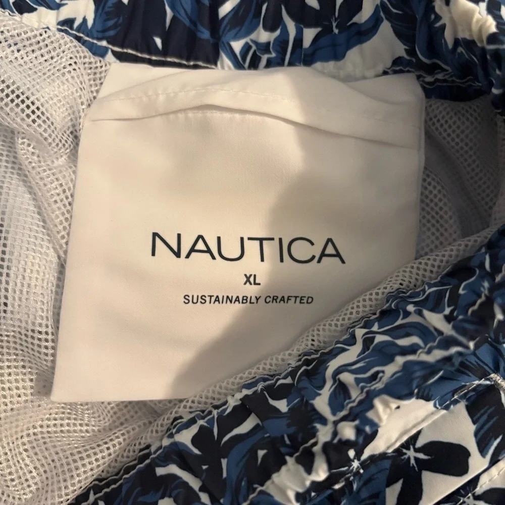 Nautica Blue Floral Hibiscus Pattern 6